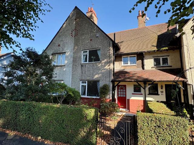 3 bedroom terraced house for sale
