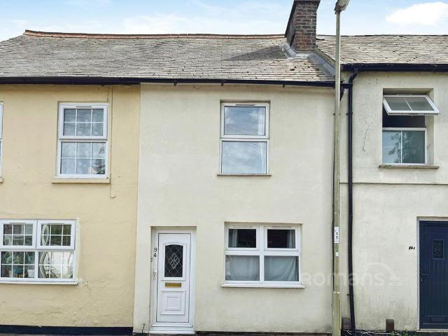 3 bedroom terraced house for sale