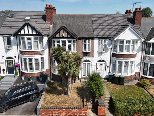 3 bedroom terraced house for sale