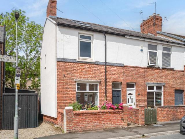 3 bedroom terraced house for sale