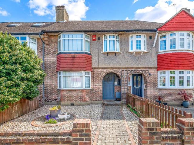 3 bedroom terraced house for sale