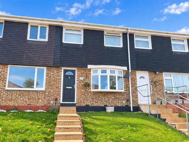 3 bedroom terraced house for sale