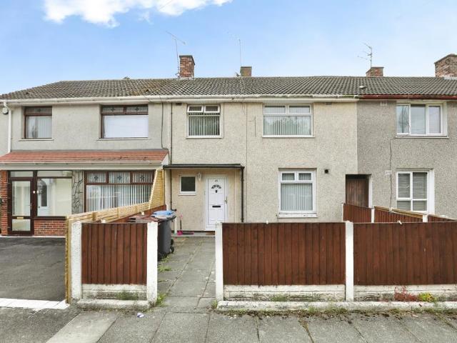 3 bedroom terraced house for sale