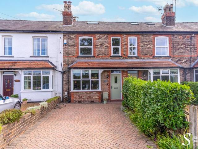 3 bedroom terraced house for sale