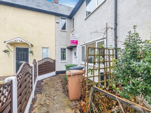 3 bedroom terraced house for sale