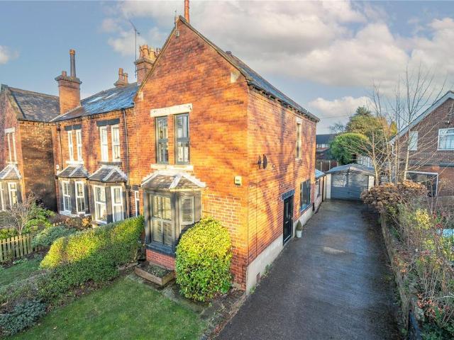 3 bedroom terraced house for sale