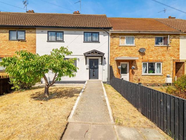3 bedroom terraced house for sale