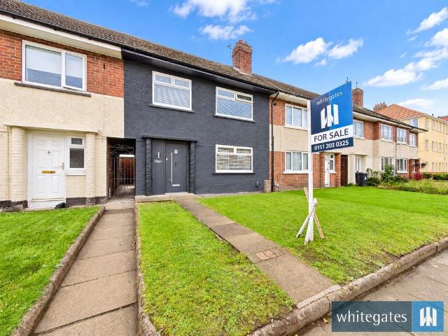 3 bedroom terraced house for sale