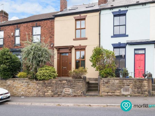 3 bedroom terraced house for sale