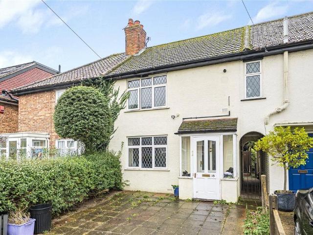 3 bedroom terraced house for sale