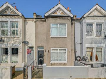 Earlsfield, London, Greater London - Equipped kitchen