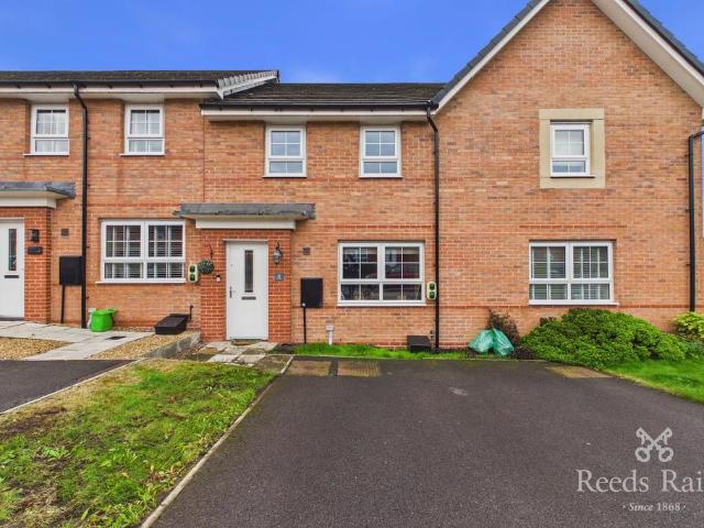 3 bedroom terraced house for sale