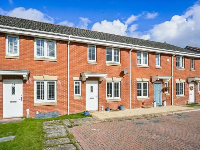 3 bedroom terraced house for sale