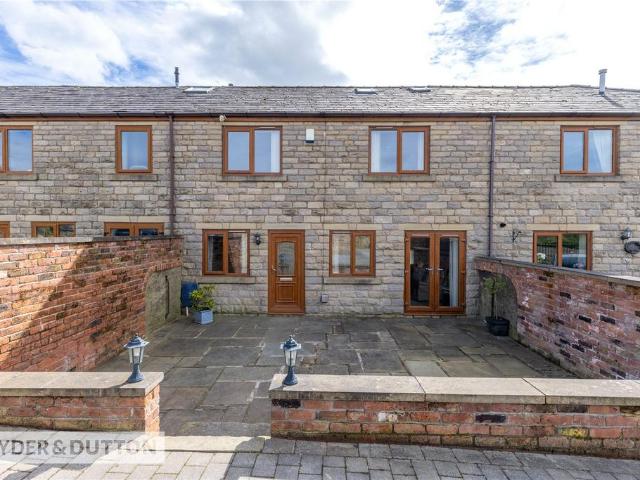 3 bedroom terraced house for sale
