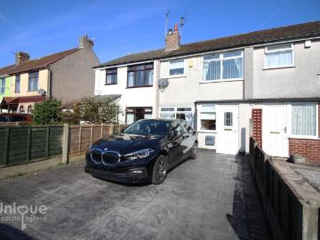 3 bedroom terraced house for sale