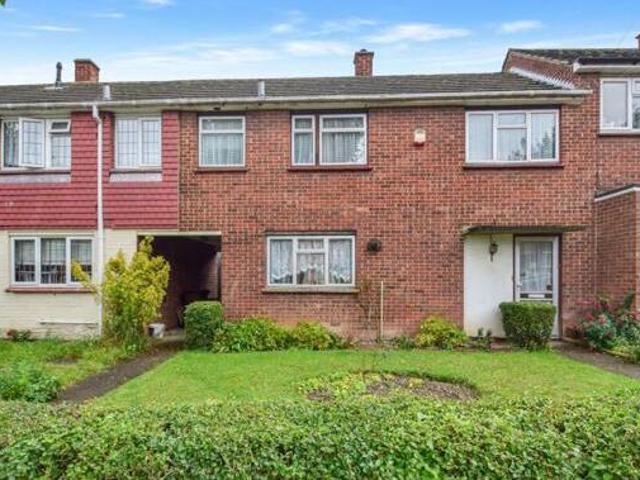 3 Bedroom Terraced House For Sale In Chatham
