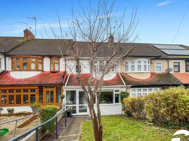 3 Bedroom Terraced House For Sale In Chatham, Kent