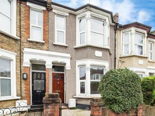 3 Bedroom Terraced House For Sale In Chingford
