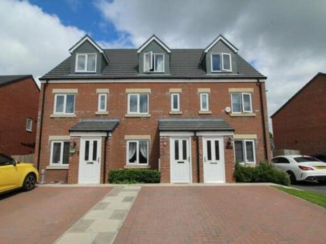 3 Bedroom Terraced House For Sale In Chorley, Lancashire