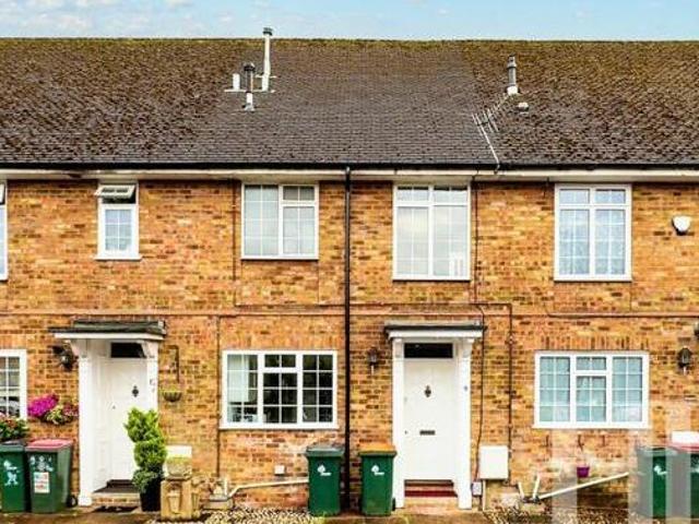 3 Bedroom Terraced House For Sale In Crawley