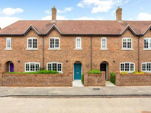 3 Bedroom Terraced House For Sale In Alton, Hampshire