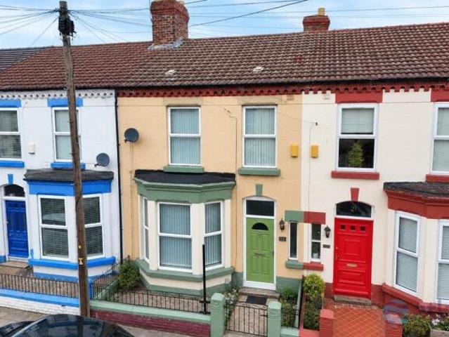 3 bedroom terraced house for sale in Brookdale Road, Wavertree, L15