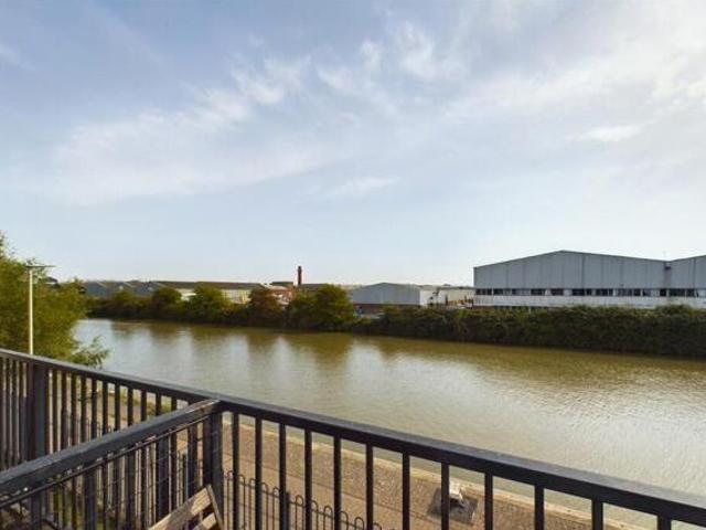 3 Bedroom Terraced House For Sale In Gloucester, Gloucestershire