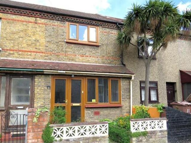 3 Bedroom Terraced House For Sale In Grays, Essex