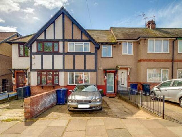 3 Bedroom Terraced House For Sale In Greenford, Middlesex