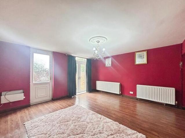 3 bedroom terraced house for sale in Drybeck Court, Elswick, Newcastle upon Tyne, NE4