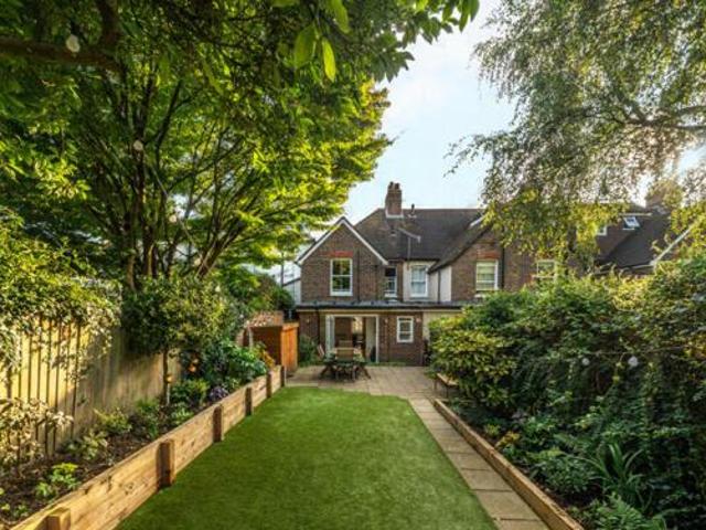 3 Bedroom Terraced House For Sale In Haslemere, Surrey
