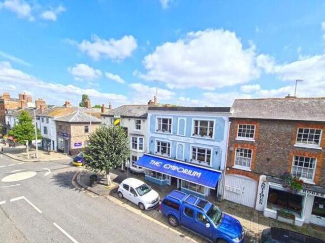3 Bedroom Terraced House For Sale In Hungerford, United Kingdom