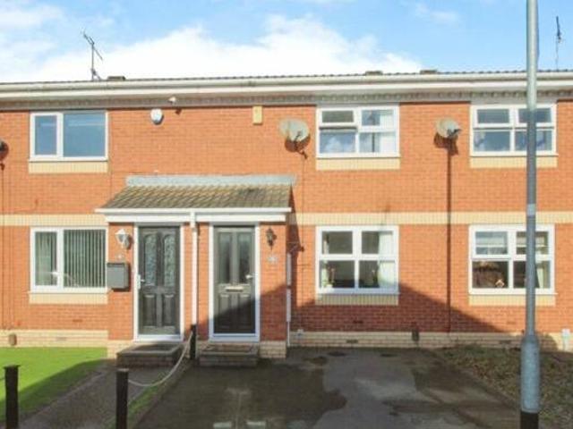 3 Bedroom Terraced House For Sale In Leeds, West Yorkshire