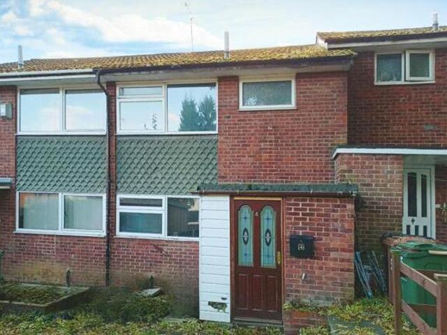 3 Bedroom Terraced House For Sale In Leeds, West Yorkshire