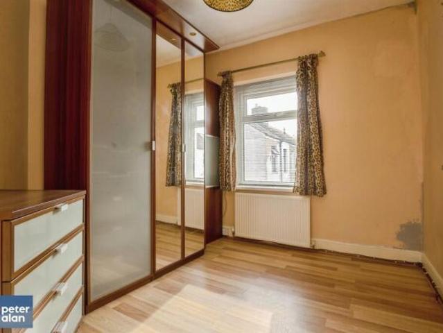 3 bedroom terraced house for sale in North Clive Street, CARDIFF, CF11