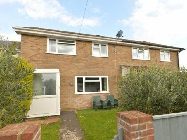3 Bedroom Terraced House For Sale In New Milton, Hampshire