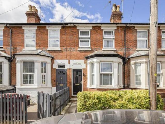 3 bedroom terraced house for sale in Newport Road, Reading, RG1