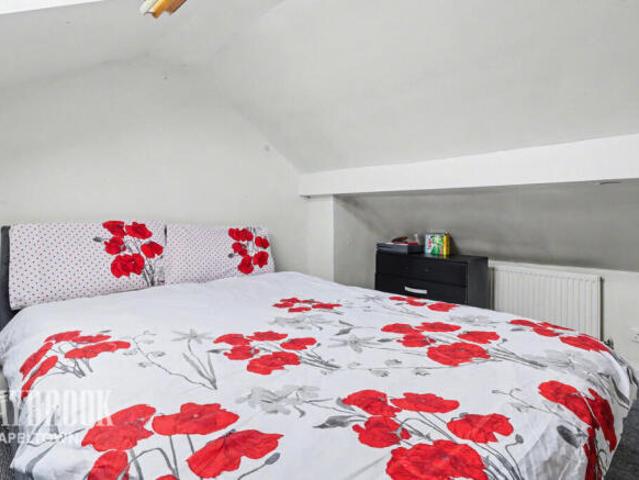 3 bedroom terraced house for sale in Popple Street, Sheffield, S4