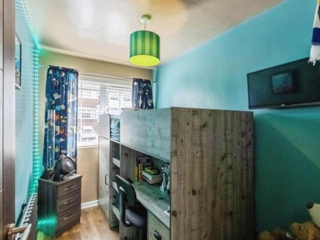3 bedroom terraced house for sale in Ramshead Crescent, LEEDS, LS14