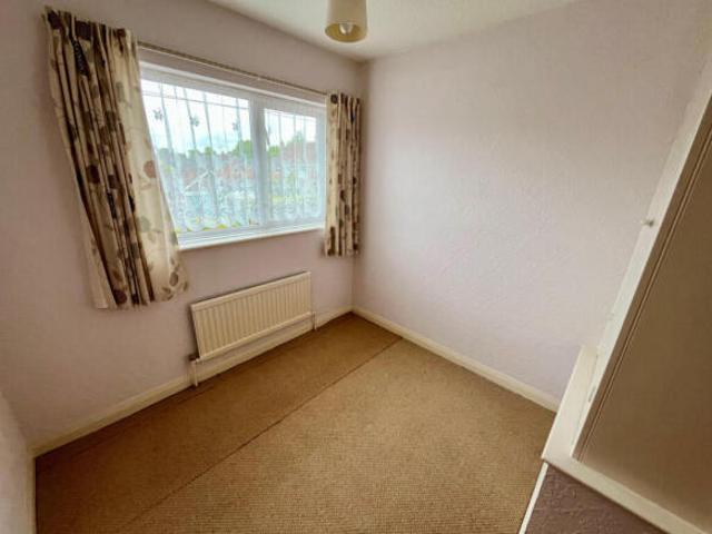 3 bedroom terraced house for sale in Overton Avenue, Willerby, HU10