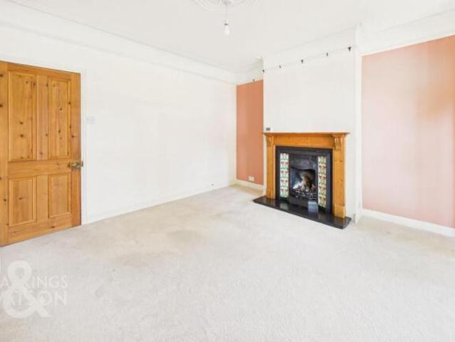 3 bedroom terraced house for sale in Trafford Road, Norwich, NR1
