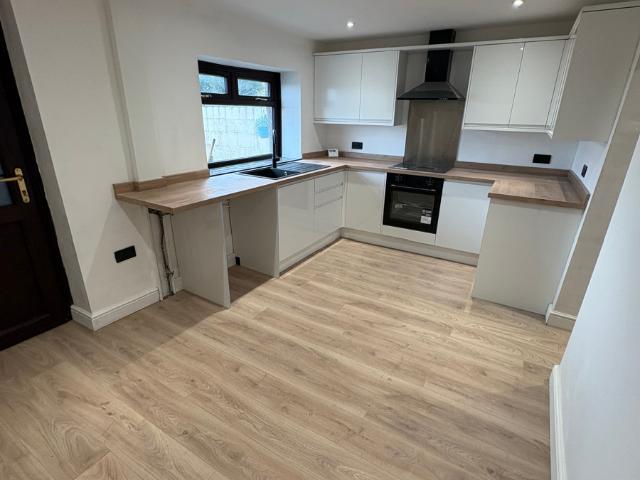 3 Bedroom Terraced House To Let in Blackburn, BB1