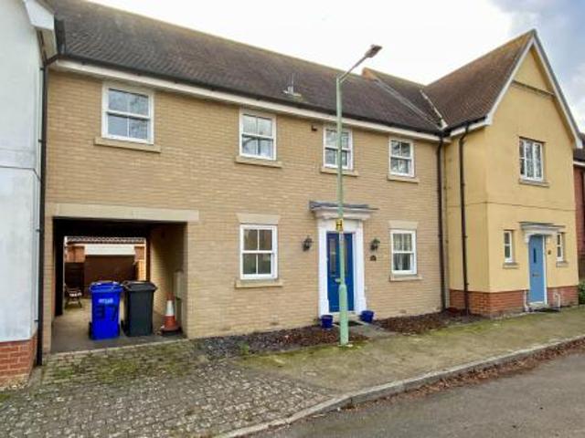 3 bedroom Terraced House To Let