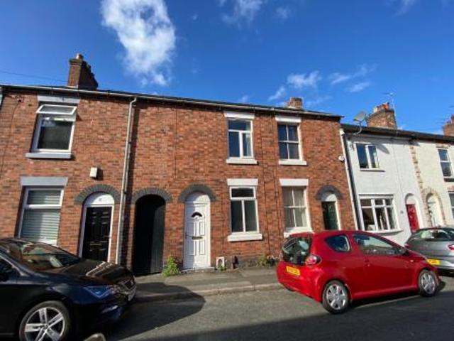 3 bedroom Terraced House To Let