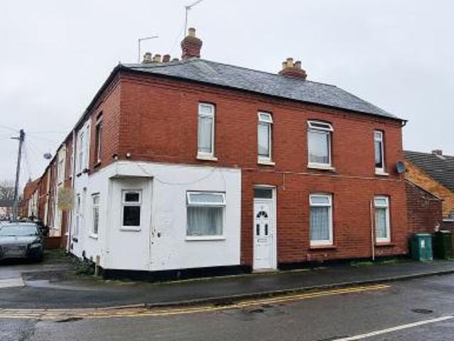 3 bedroom Terraced House To Let