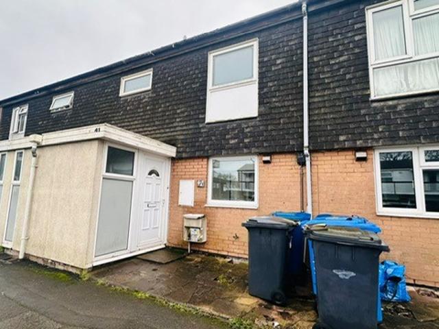 3 bedroom Terraced House To Let