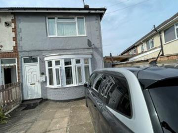 3 bedroom Terraced House To Let