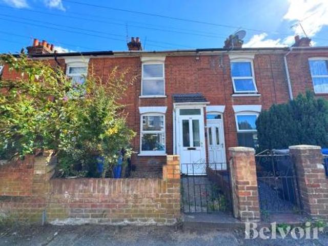 3 bedroom Terraced House To Let