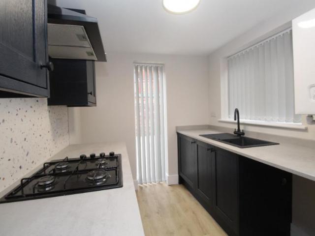 3 bedroom Terraced House To Let