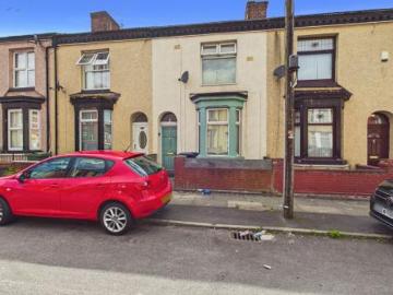 3 bedroom Terraced House To Let